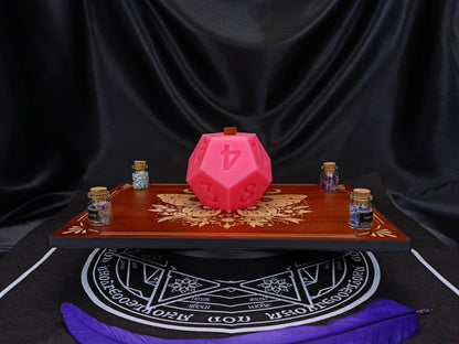 D12 ritual dice candle, detail of wooden wick